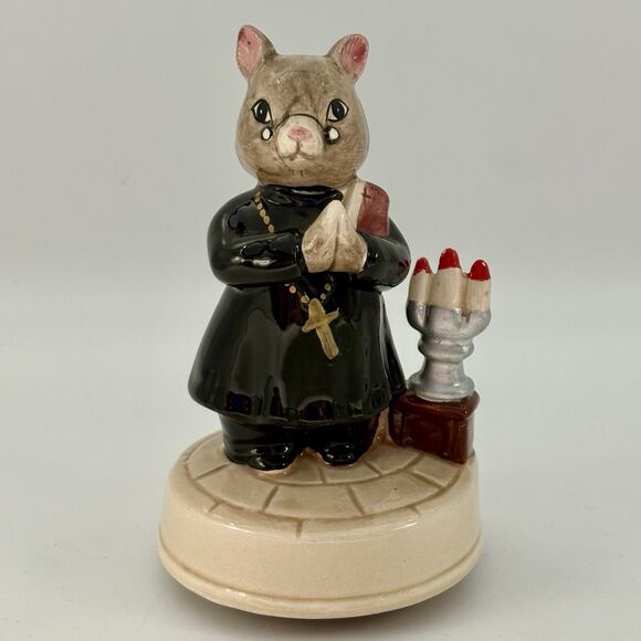 Schmid Vintage Praying Priest Mouse Musical Figurine “Over The Rainbow “  Japan - Picture 1 of 8
